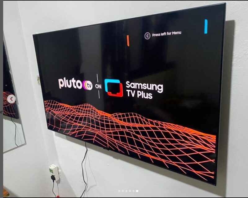 55" Samsung Q70R QLED 4K HDR 1000 Smart TV (Iyanapaja) - Image 2
