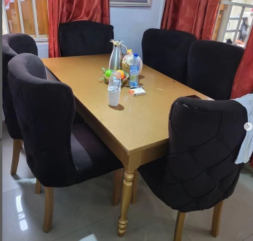 6 seater Dinning set (Awoyaya)