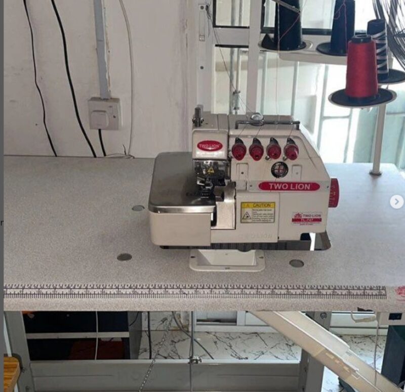 Two Lion industrial weaving machine (Ogba)