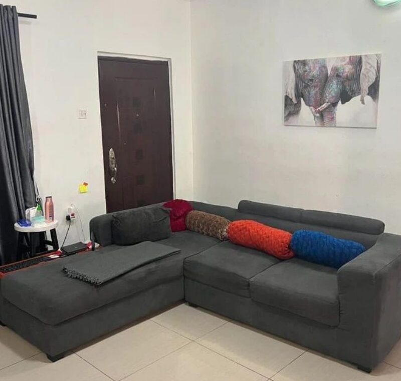 L shaped chair (igbo Efon)